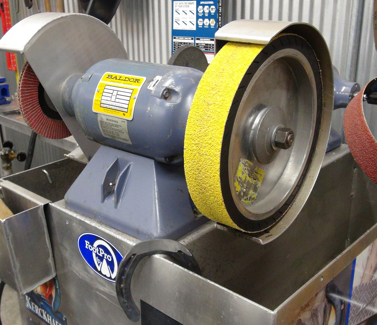 Correa de rueda expansora Cubitron de 10 ", grano 36